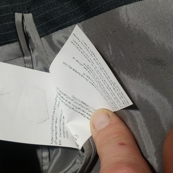 ☆☆ HUGO BOSS☆☆ Sports Coat Gray w/ Wht Pinstripes Sharp 2 Wool Men’s 46 - Picture 4 of 5